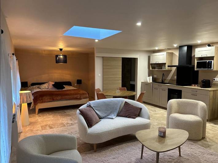 Appartement de vacances pour 2 personnes, avec jardin ainsi que jacuzzi et piscine