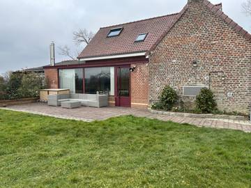 Chambre d’hôte pour 2 personnes, avec jardin et jacuzzi à Merris