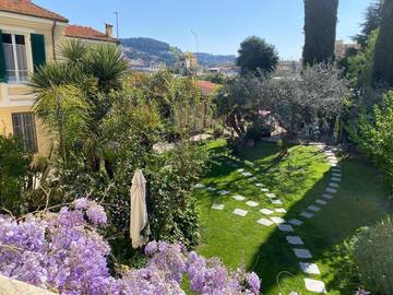 Gîte pour 6 personnes, avec jardin à Vallecrosia