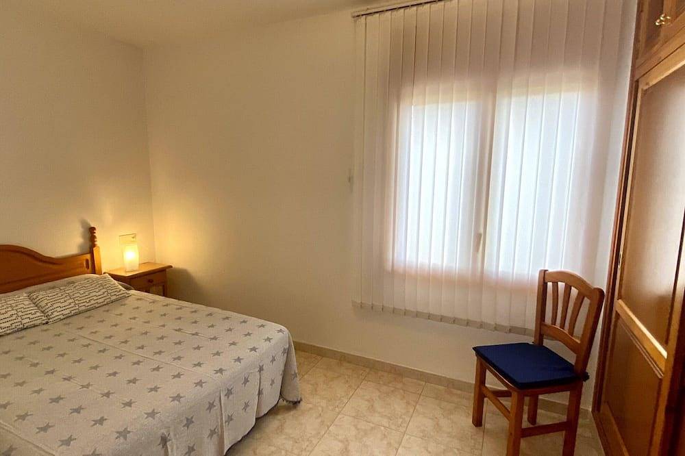 Villa avec Piscine près de la Mer – 4 Ch, 2 Sdb, Bbq, Jardin, Près du Port et Plages in Calafat, Costa Dorada