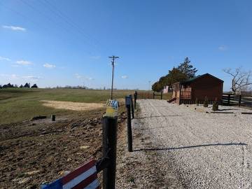 Log Cabin for 3 Guests in Kentucky, USA, Picture 1