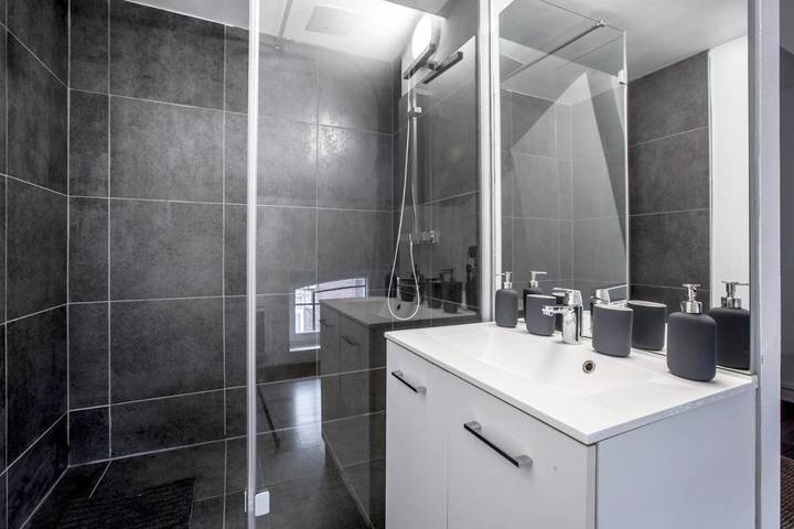 Gîte pour 6 personnes, avec vue, animaux acceptés à La Madeleine - 4