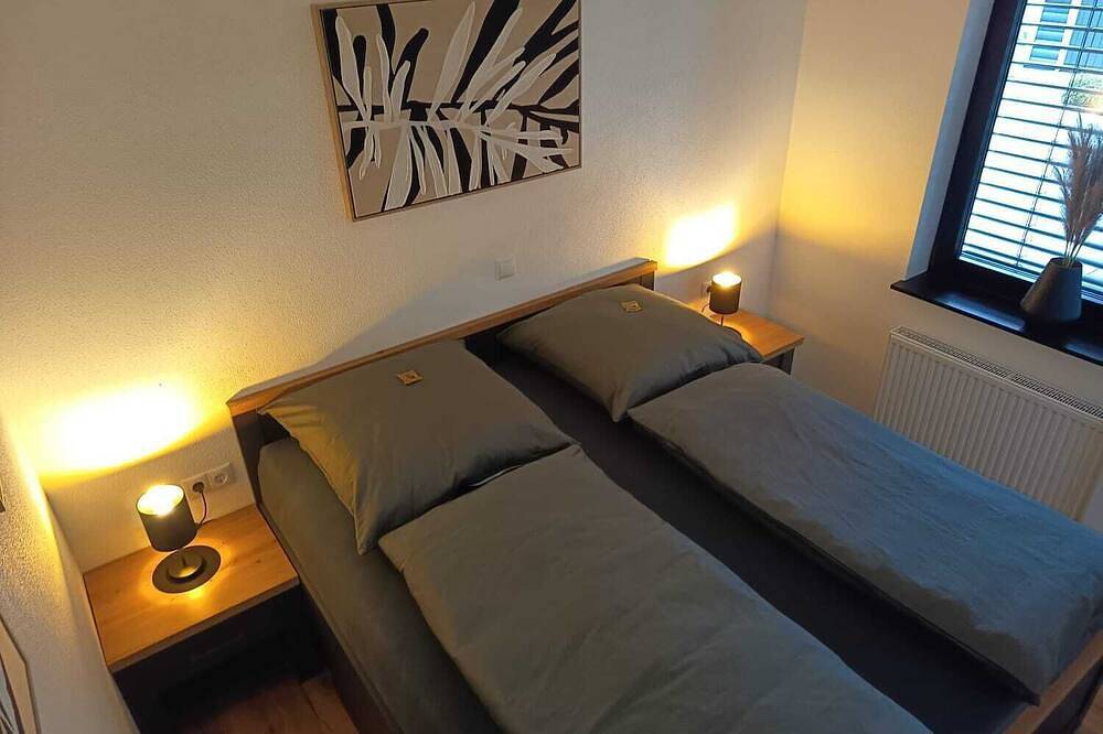 Ganze Wohnung, Exklusive Ferienwohnung 2 im Herzen des Spessart in Schollbrunn, Mainviereck
