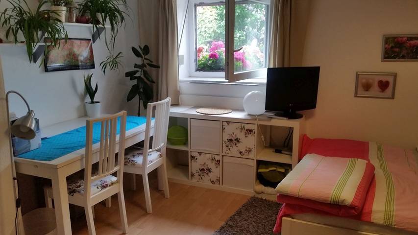 Ganze Wohnung, Ferienwohnung 'Am Berg' mit Gemeinschaftsgarten und Wi-Fi in Wannental, Lindau