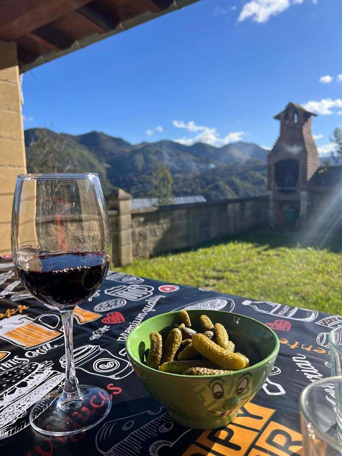 Casa rural para 5 personas, con Balcón además de Jardín y Vistas en Piloña