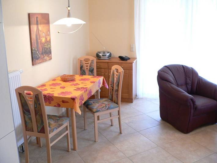 Ferienhaus für 3 Personen, mit Terrasse in Binz - 3