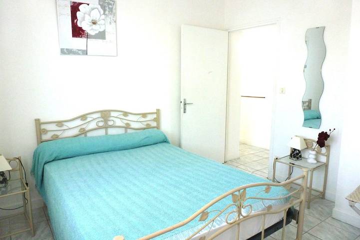 Maison de vacances pour 9 personnes, avec terrasse et jardin à Saint-Julien-de-Lampon