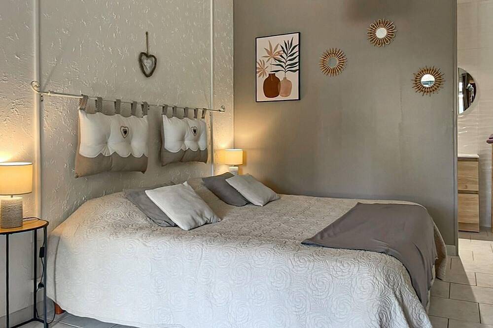 Private home at the beach in Le Porge, Médoc Regional Natural Park
