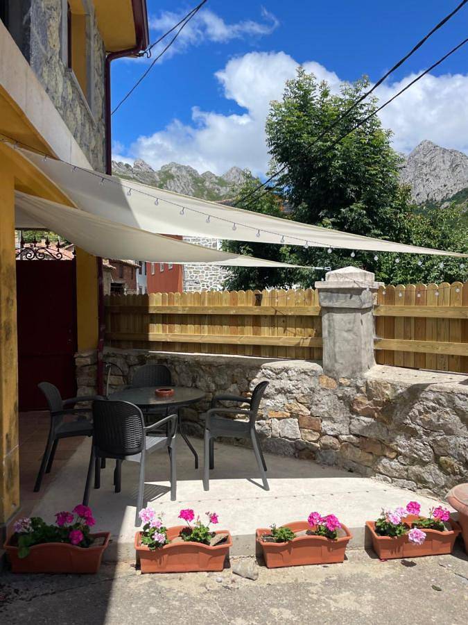 Casa rural para 12 personas, con vistas y jardín en Crémenes - 4