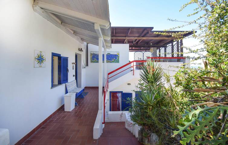 Acogedor apartamento de 250 m² con terraza, wifi y aparcamiento, a 1 km de la playa in Sperlonga, Provincia de Latina