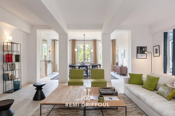 Villa für 10 Personen, mit Balkon und Garten