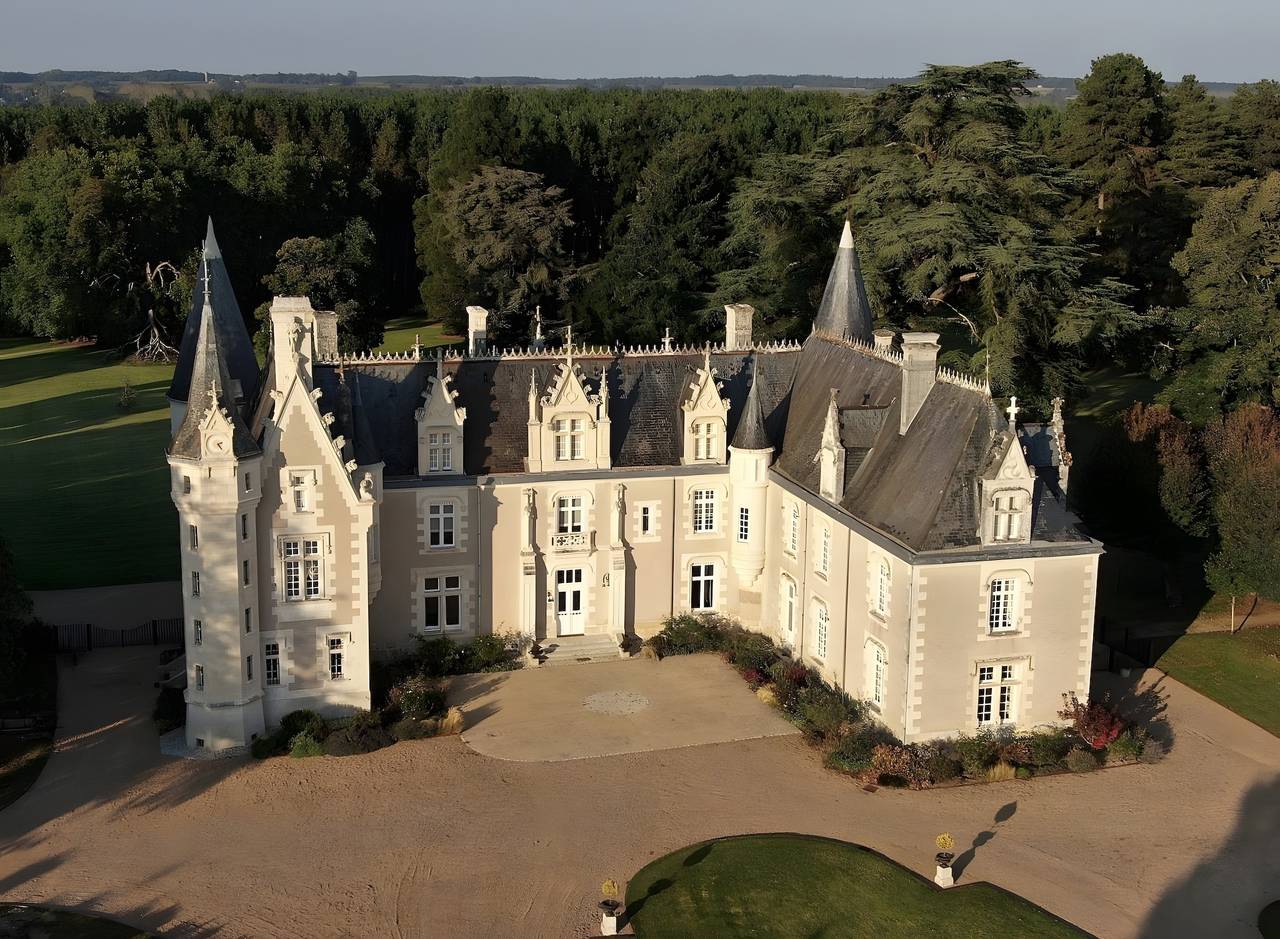 Chambre d'hôtes 'Rose' avec Wi-Fi in Azay-sur-Cher, Région de Tours