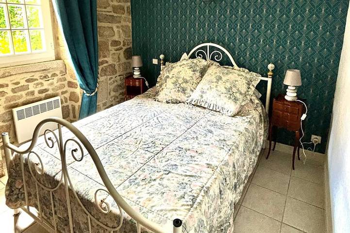 Location de vacances pour 6 personnes, avec jardin et terrasse, animaux acceptés à Camps-Saint-Mathurin-Léobazel - 4
