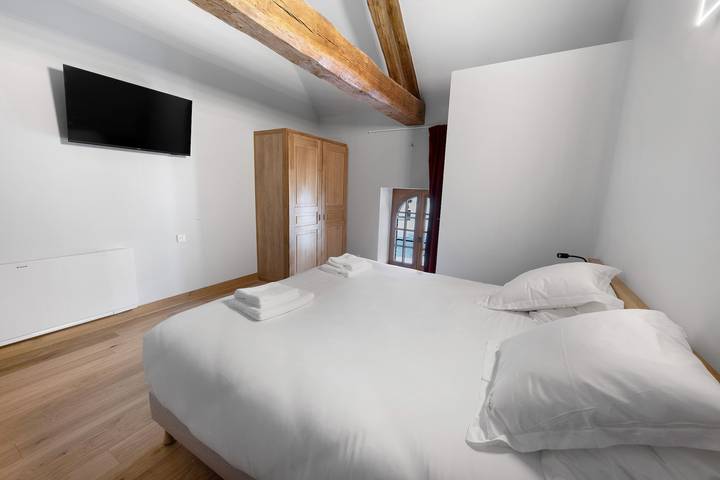 Bed & Breakfast 'Chasserie 8 - Grange Arthuis' mit WLAN und Klimaanlage in Lavau, Loire-Tal