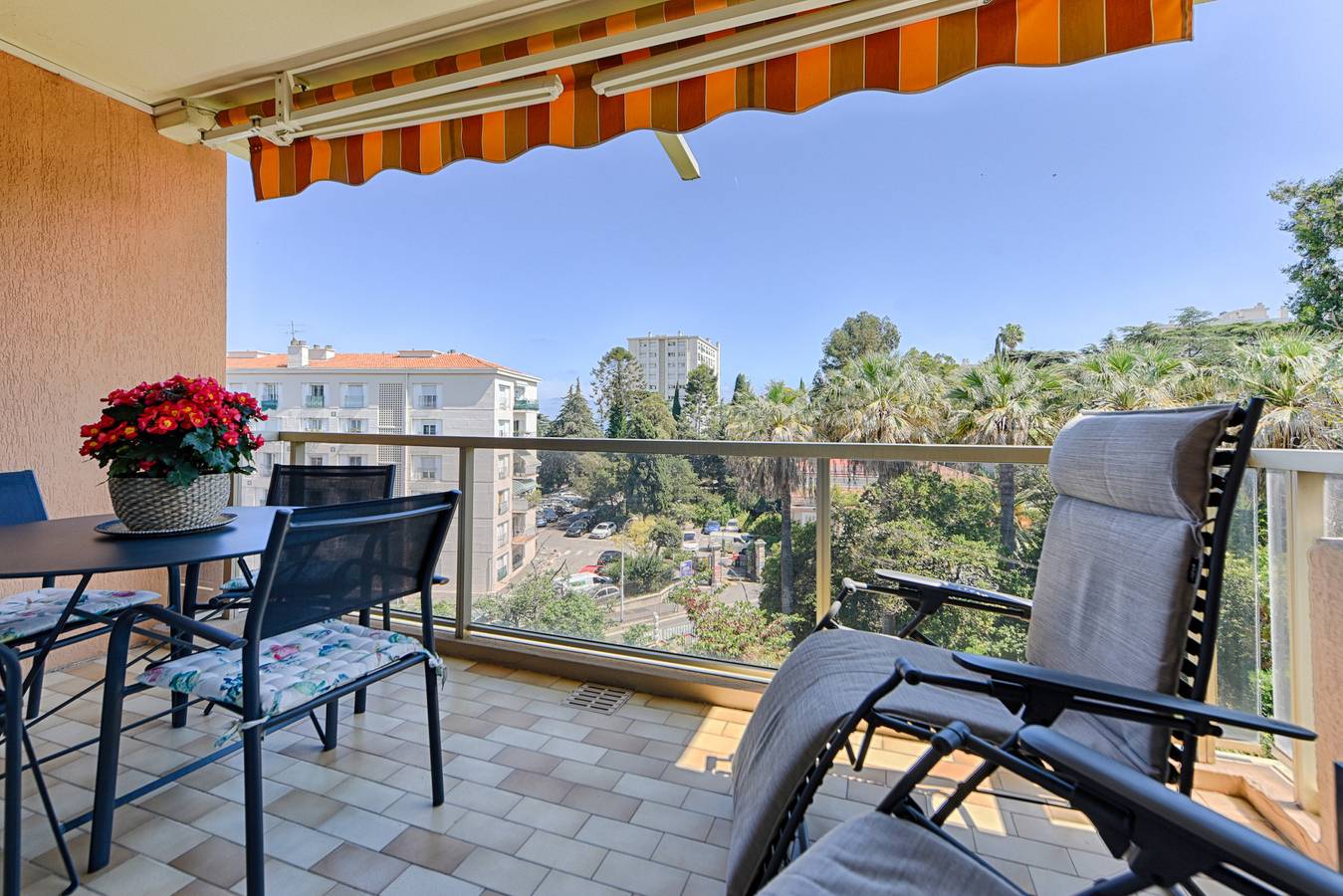 Appartement entier, Happyfew Château Sainte Anne in Nice, Côte méditerranéenne (France)