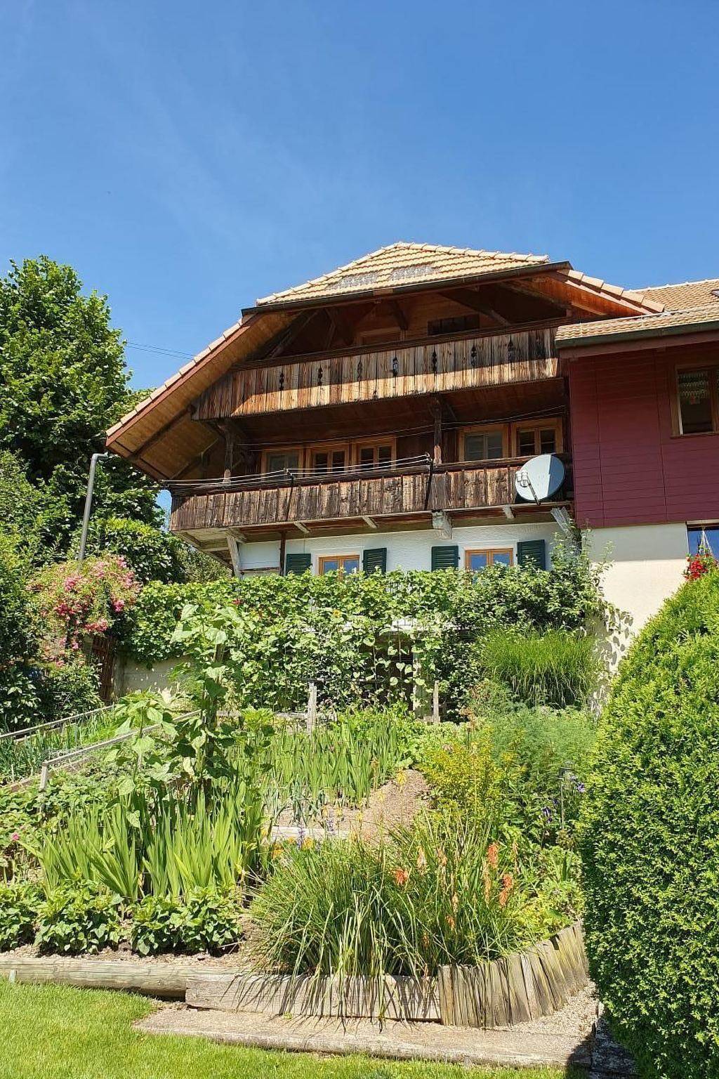 Ganze Wohnung, In einem heimeligen Berner-Stöckli in Oberbalm, Berner Oberland