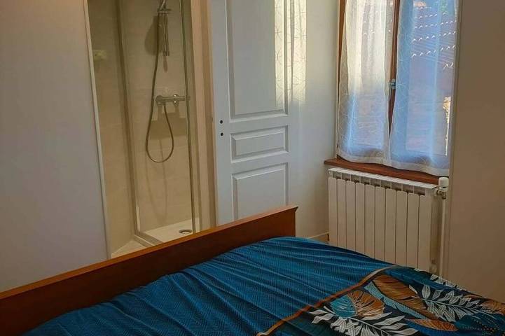 Location de vacances pour 6 personnes, avec terrasse, animaux acceptés dans Apchat - 4