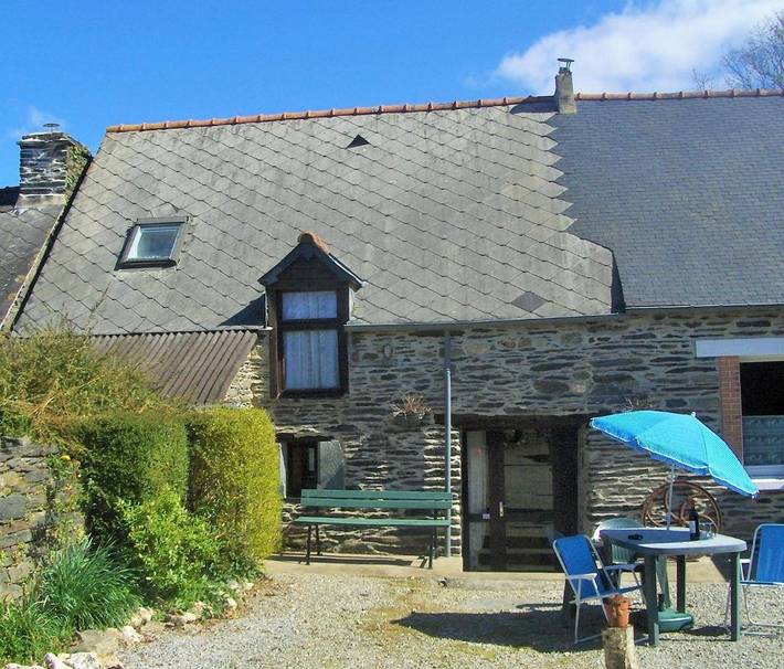 Location de vacances pour 6 personnes, avec jardin et vue dans Lac de Guerlédan - 2