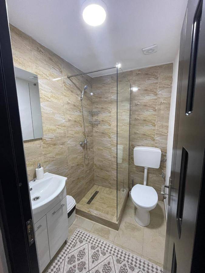 Gîte pour 2 personnes, avec jardin ainsi que balcon et vue dans Breb - 2