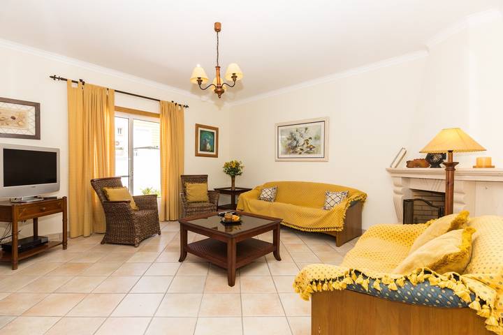 Location de vacances pour 6 personnes, avec terrasse dans Vila Nova de Cacela - 2