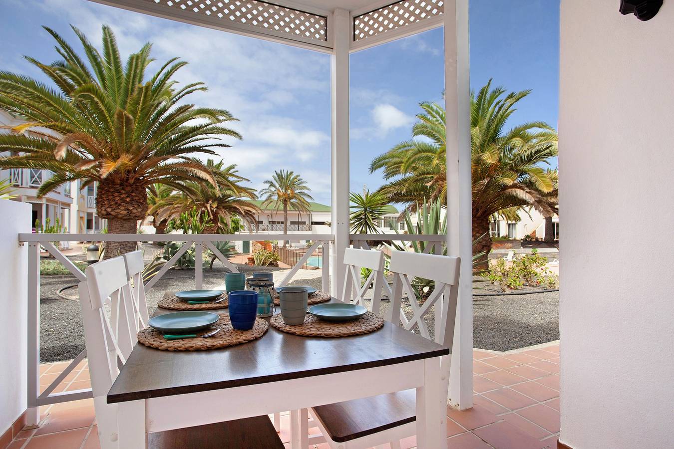 Vacation Home 'Casa Verdemar' with Shared Pool, Private Terrace and Wi-Fi in Corralejo, La Oliva