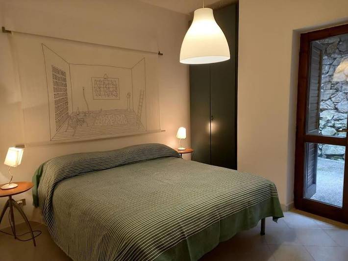 Gîte pour 4 personnes, avec Balcon et Terrasse ainsi que Jardin et Vue à Santa Marina