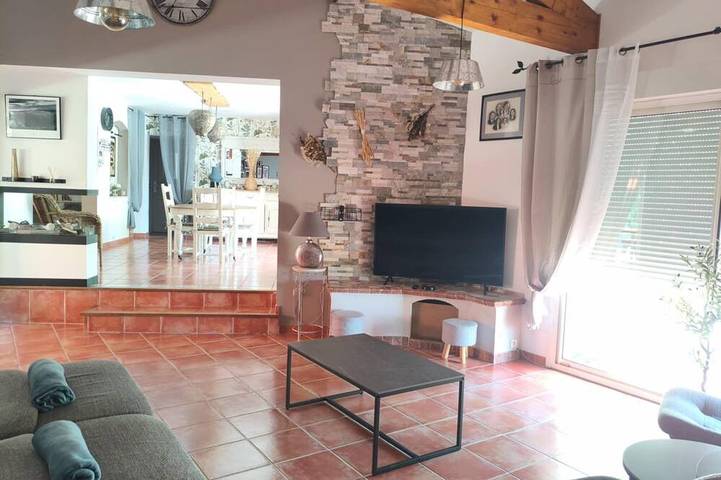 Location de vacances pour 6 personnes, avec terrasse et jardin à Saint-Marcellin-lès-Vaison - 2