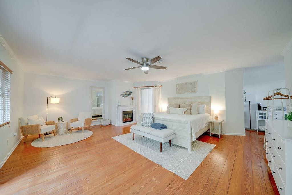 Waterfront Home w/Resort Pool, Rooftop Deck, Large Primary Suite, Great Location in Anastasia, St. Augustine