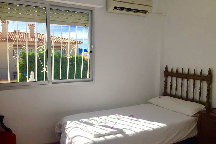 Chalet für 17 Personen, mit Garten und Balkon in Oliva - 4