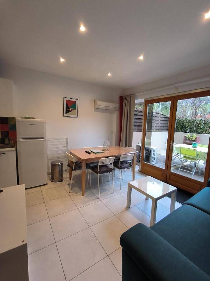 Gîte pour 6 personnes, avec piscine et jardin dans Plage Saint-Clair - 3