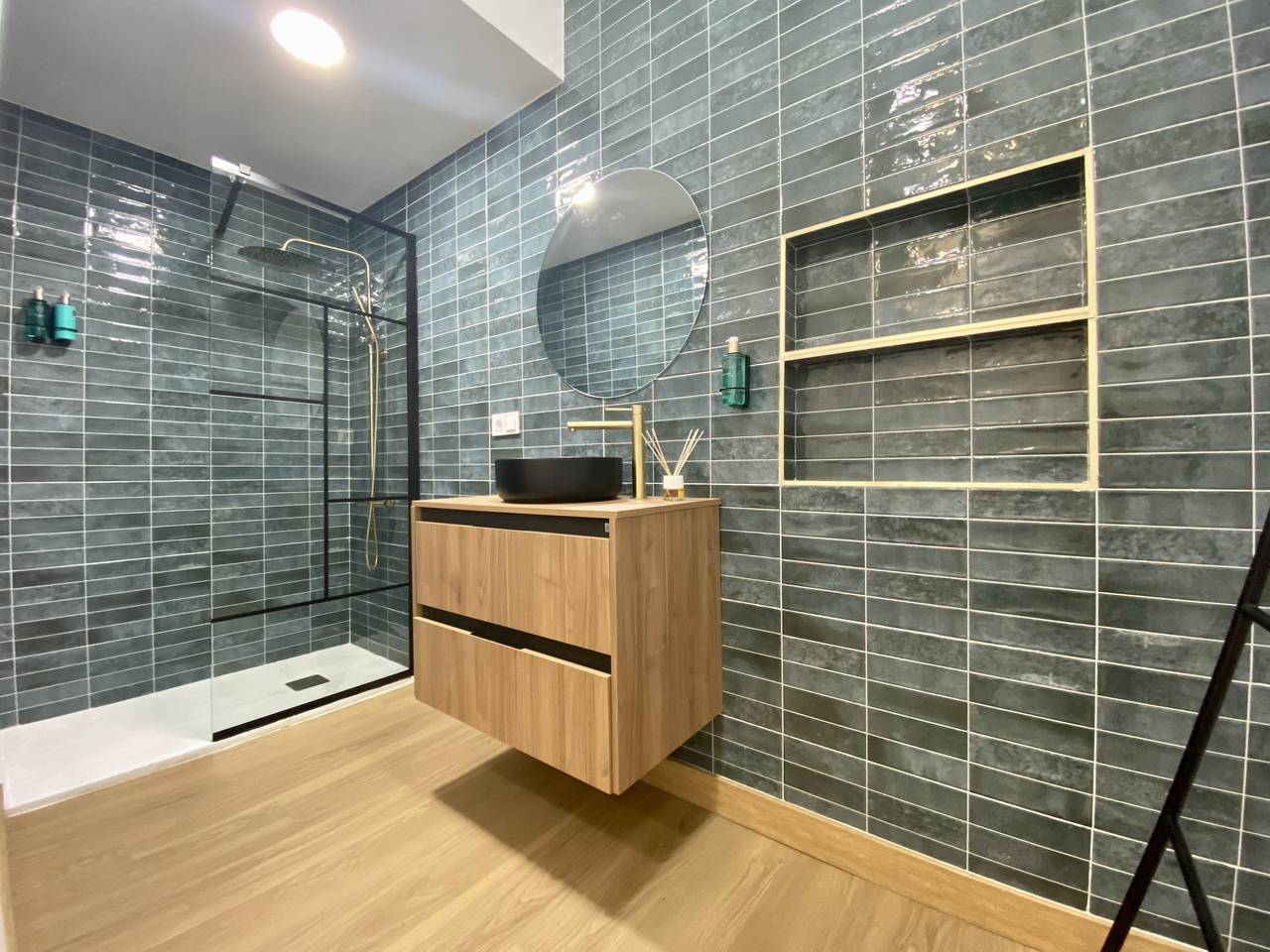 Monolocale intero, Monolocale per 2 persone in El Barrio, Alicante