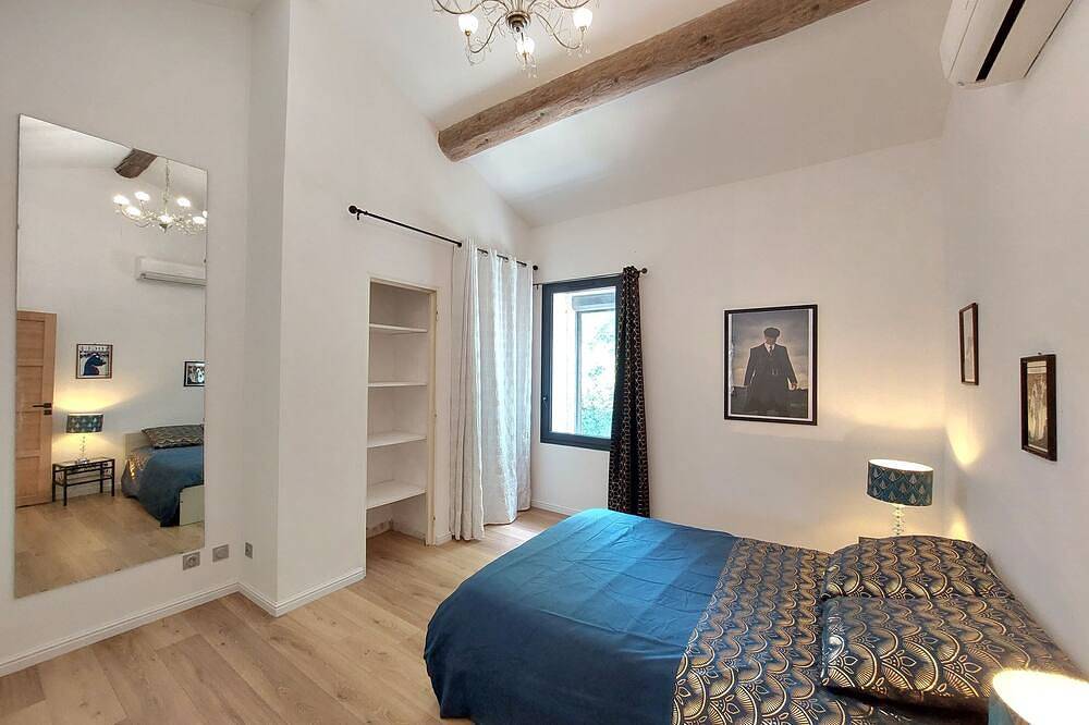 Grande Villa Moderne au Cœur de la Camargue in Aimargues, Nimes region