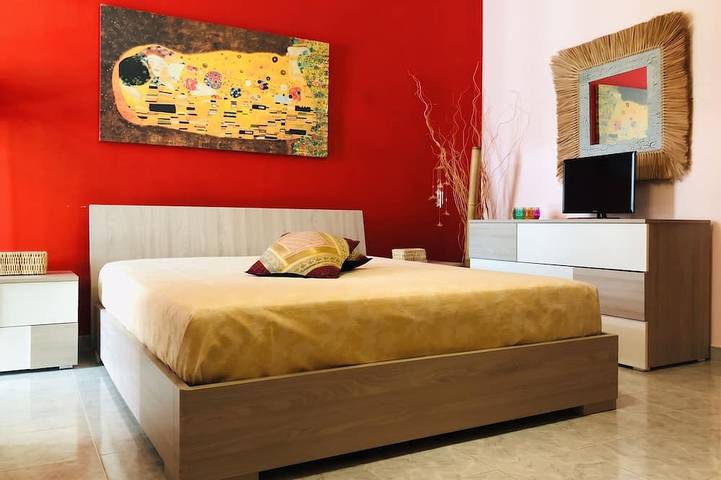 Apartamento entero, Homerez - Apt en Baia Verde, balcón in Kudetà Baia Verde Lido, Baia Verde