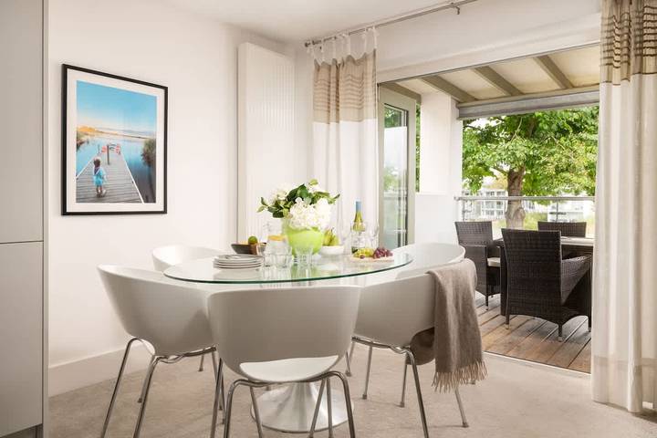 Ferienwohnung für 6 Personen, mit Whirlpool und Pool sowie Sauna und Seeblick in The Cotswolds - 3