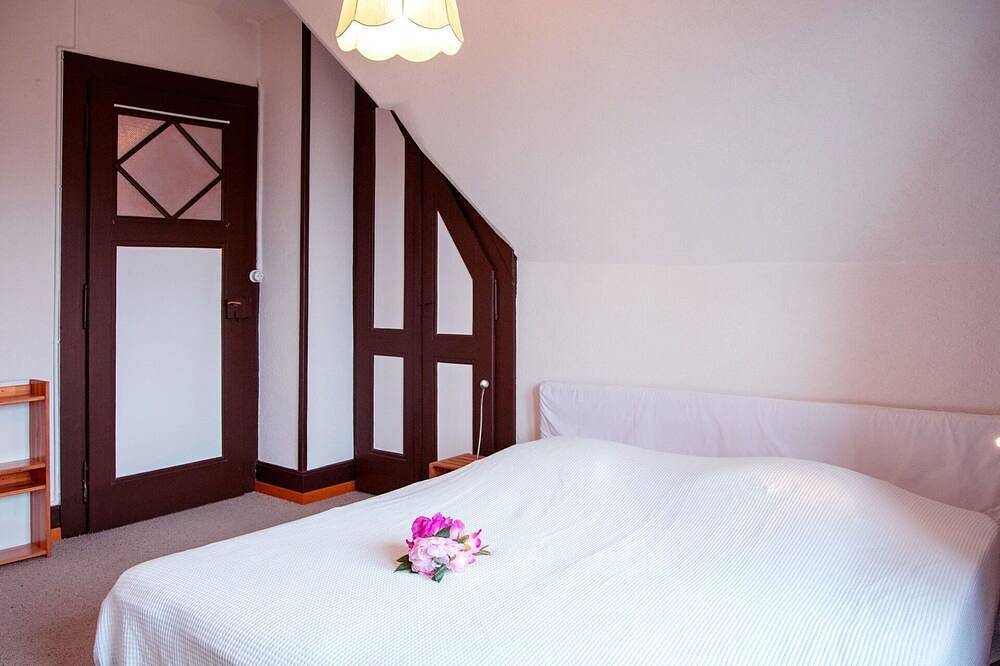 Entire apartment, Lovely apartment for 4 guests with Tv and balcony in Villars-sur-Ollon, Ollon (Villars-sur-Ollon)