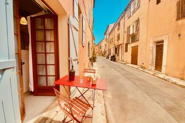 Gîte pour 2 personnes, avec vue et terrasse à Cabris