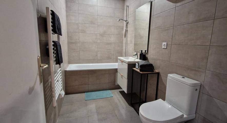 Gîte pour 4 personnes, avec vue à Crémieu - 4