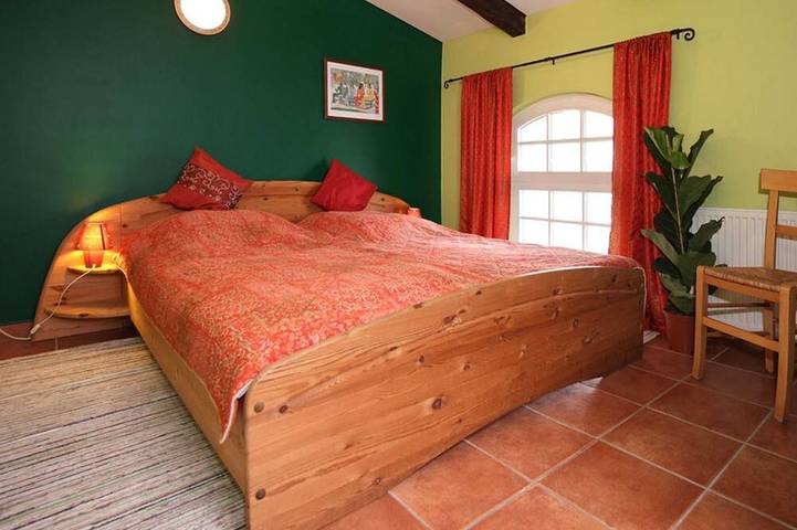 Wohnung 4 - Der Hund - Ferien am Schloss Duckwitz in Behren-Lübchin, Mecklenburgische Ostseeküste