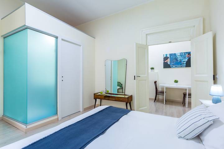 Gîte pour 4 personnes, avec balcon à Naples - 3