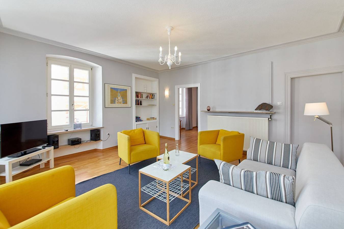 Ganze Wohnung, Großzügige Ferienwohnung am historischen Marktplatz in Bernkastel-Kues in Bernkastel-Kues, Bernkastel-Kues & Umgebung