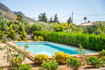Villa in Pollença, Serra de Tramuntana für 4 