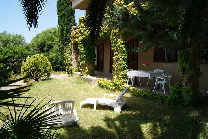 Gîte pour 4 personnes, avec Terrasse ainsi que Jardin et Vue