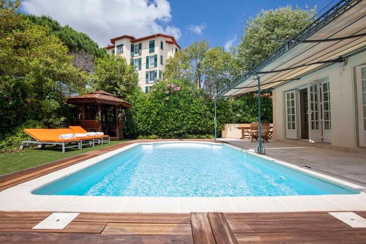 Villa pour 7 personnes, avec jardin ainsi que terrasse et piscine dans Cap d’Antibes - 2