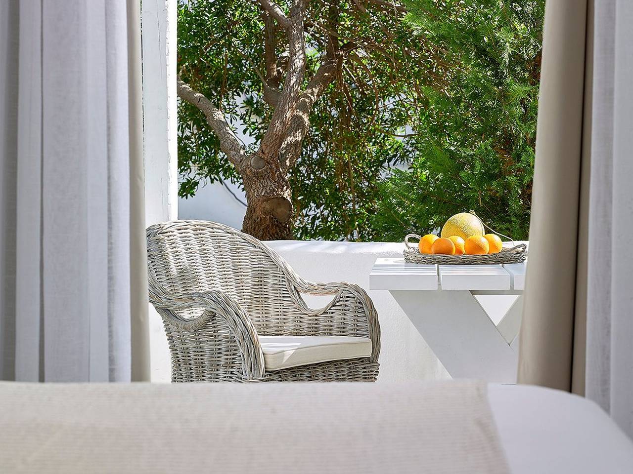 Magnificent Milos Room | Elysia Room | Private Furnished Balcony | Outdoor Dining Area | Prime Location in Pollonia, Milo