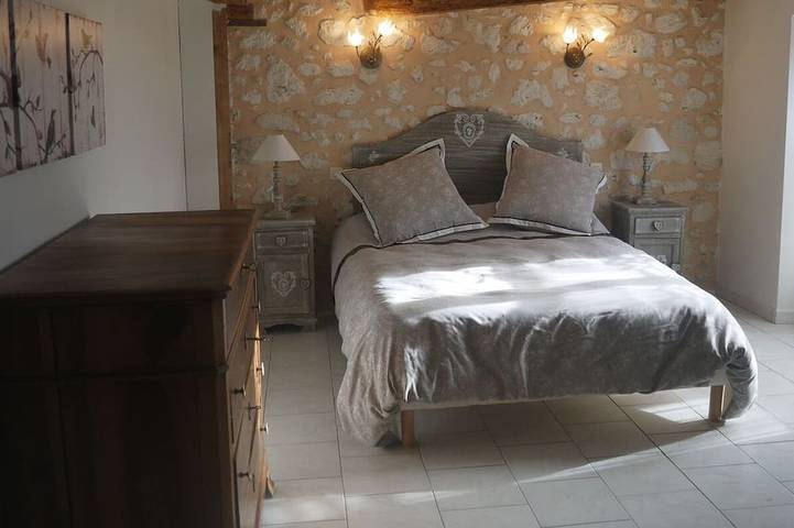 Gîte pour 10 personnes, avec jardin et terrasse à Castéra-Lectourois - 4