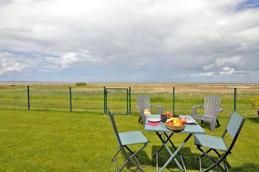 Preciosa casa de vacaciones  para 3 personas con Wifi, Tv, patio y aparcamiento in Cherrueix, Bahía del Monte Saint-Michel