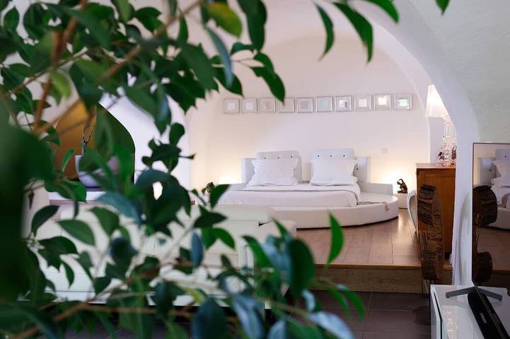 Maison de vacances pour 2 personnes, avec jacuzzi ainsi que jardin et piscine à Carnas