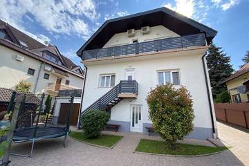 Ferienwohnung für 4 Personen, mit Garten in Siofok