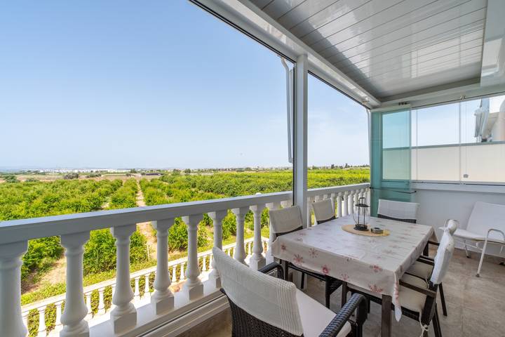 Ferienhaus für 7 Personen, mit Balkon und Kinderpool sowie Seeblick in Guardamar del Segura - 2
