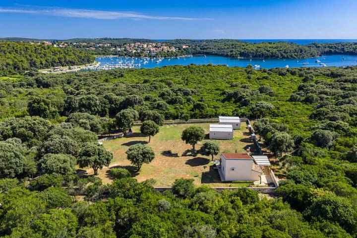 Camping per 6 persone, con Terrazza e Giardino a Medolino